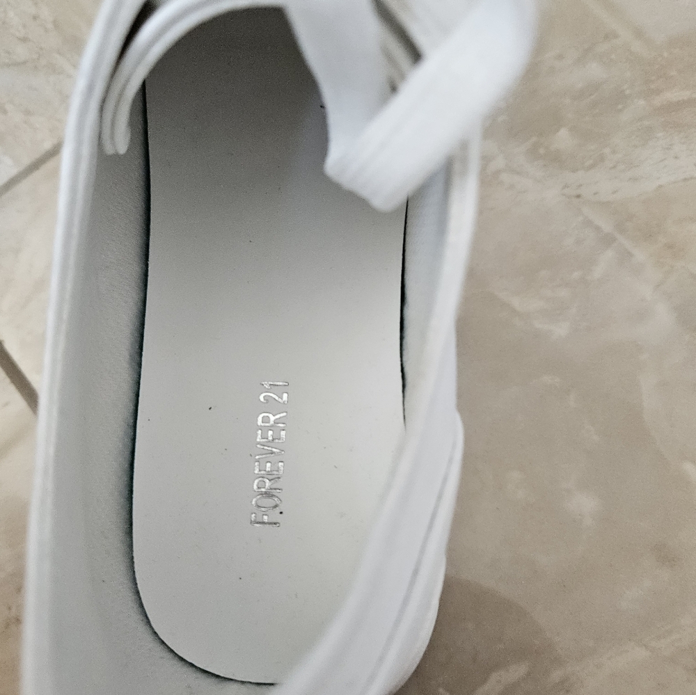 Forever 21 chunky sneakers size 7 - Picture 13 of 13